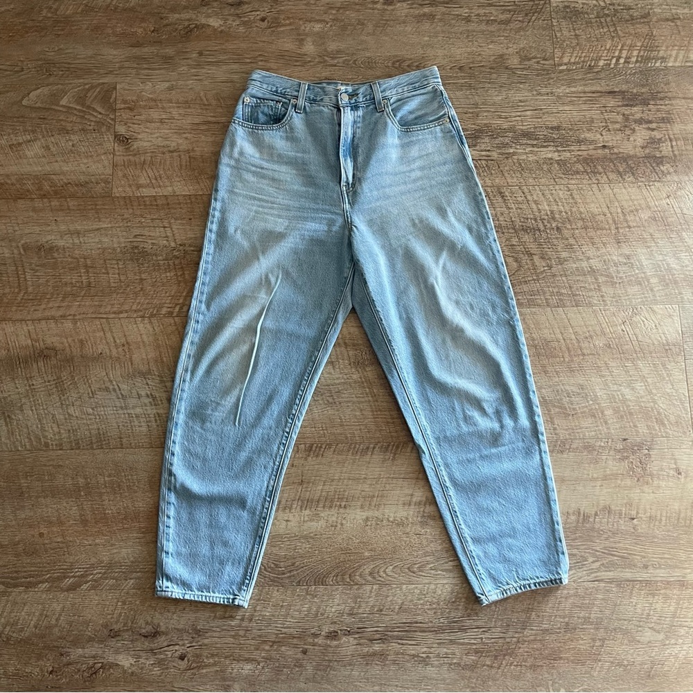 Levis High Loose Taper Sky Blue High Rise Women's Jeans
